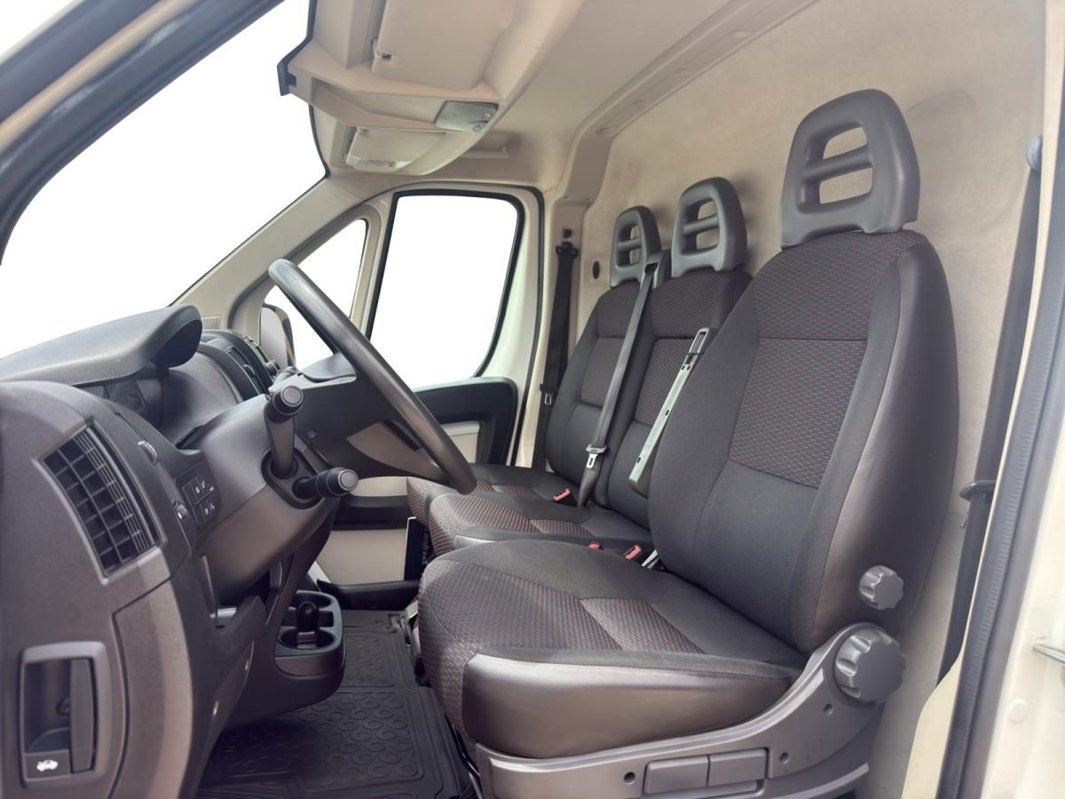 citroen-jumper-2022-diesel-2179cc