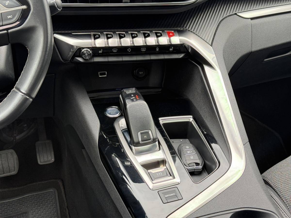 peugeot-5008-2017-gasolina-1199cc
