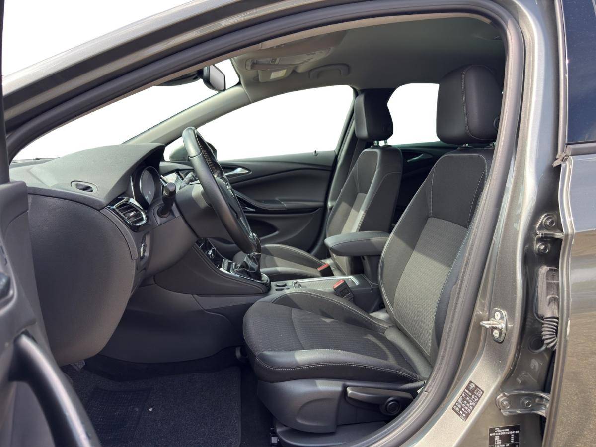 opel-astra-2017-diesel-1598cc