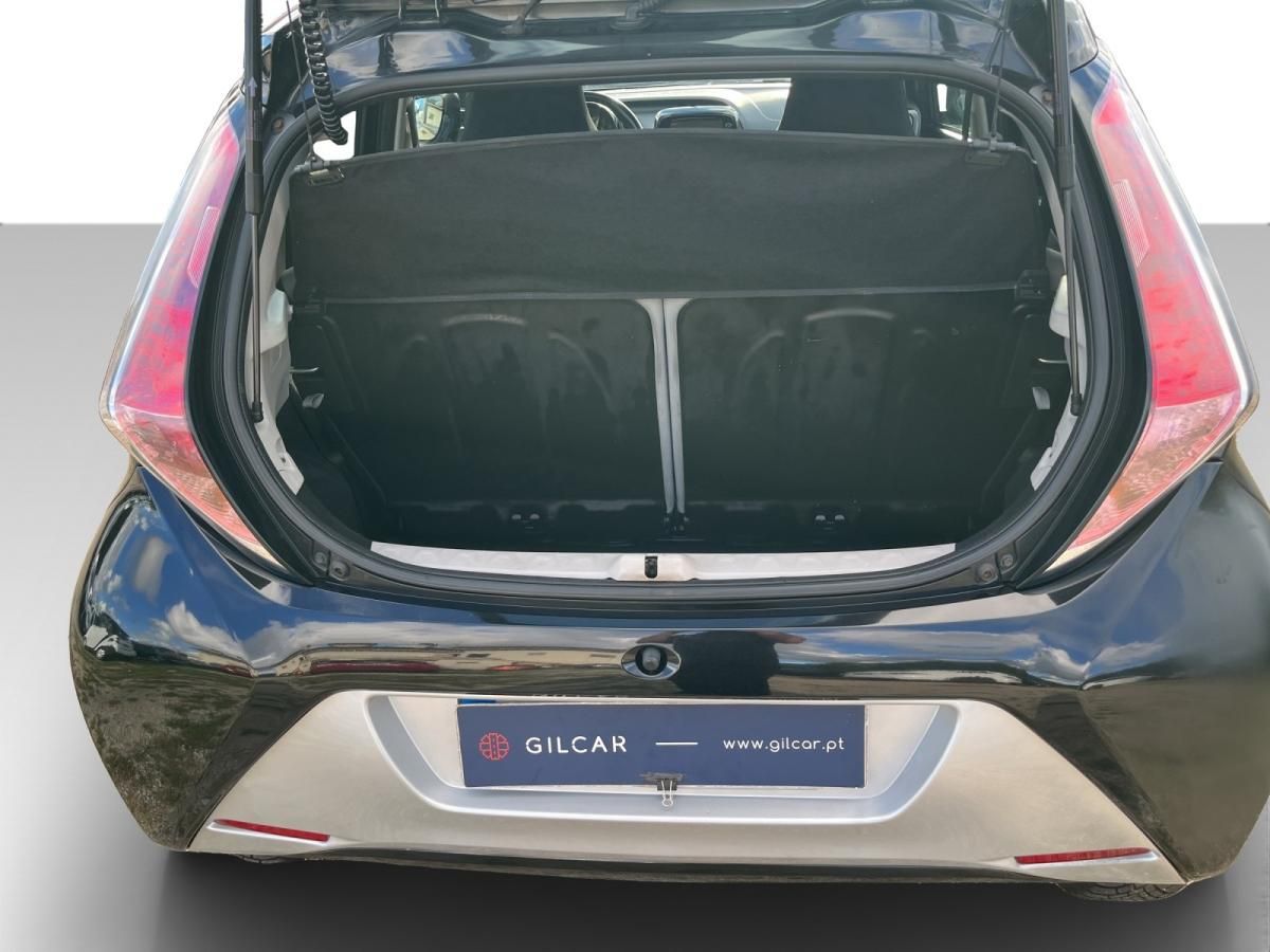 toyota-aygo-2015-gasolina-998cc