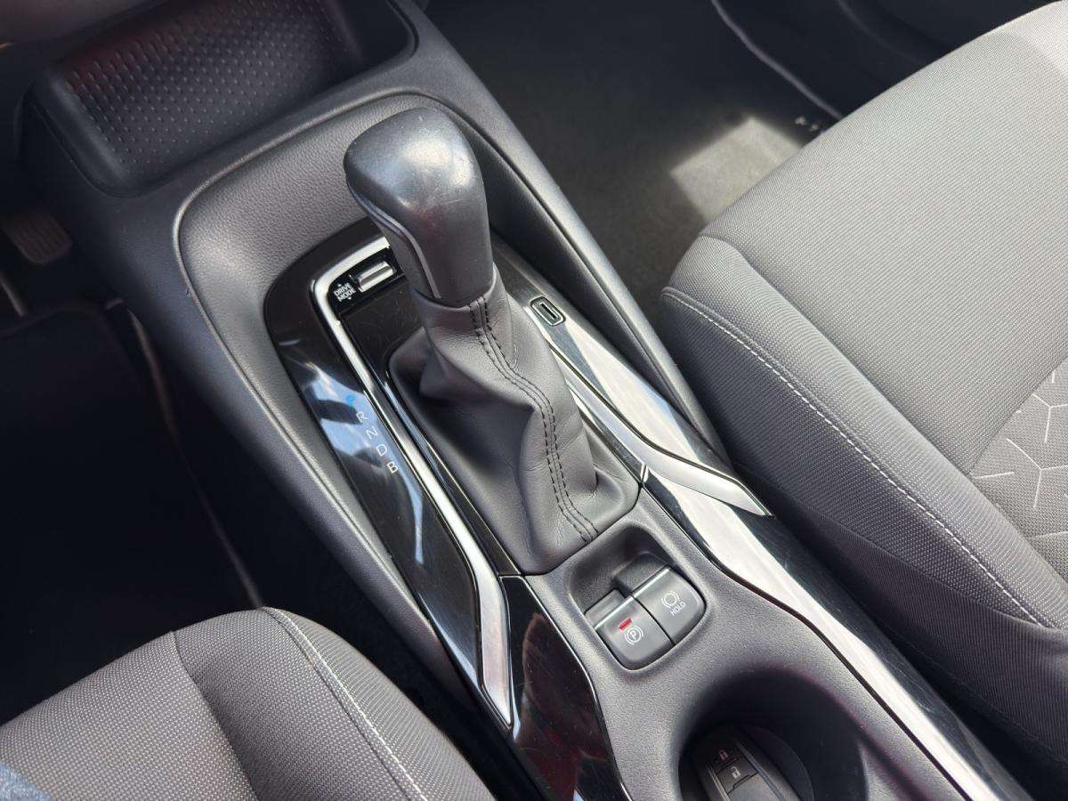 toyota-corolla-2019-hibrido-a-gasolina-1798cc
