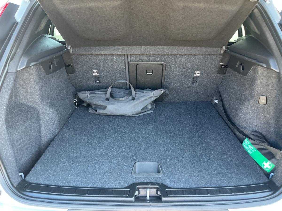 volvo-xc40-2020-hibrido-a-gasolina-1477cc