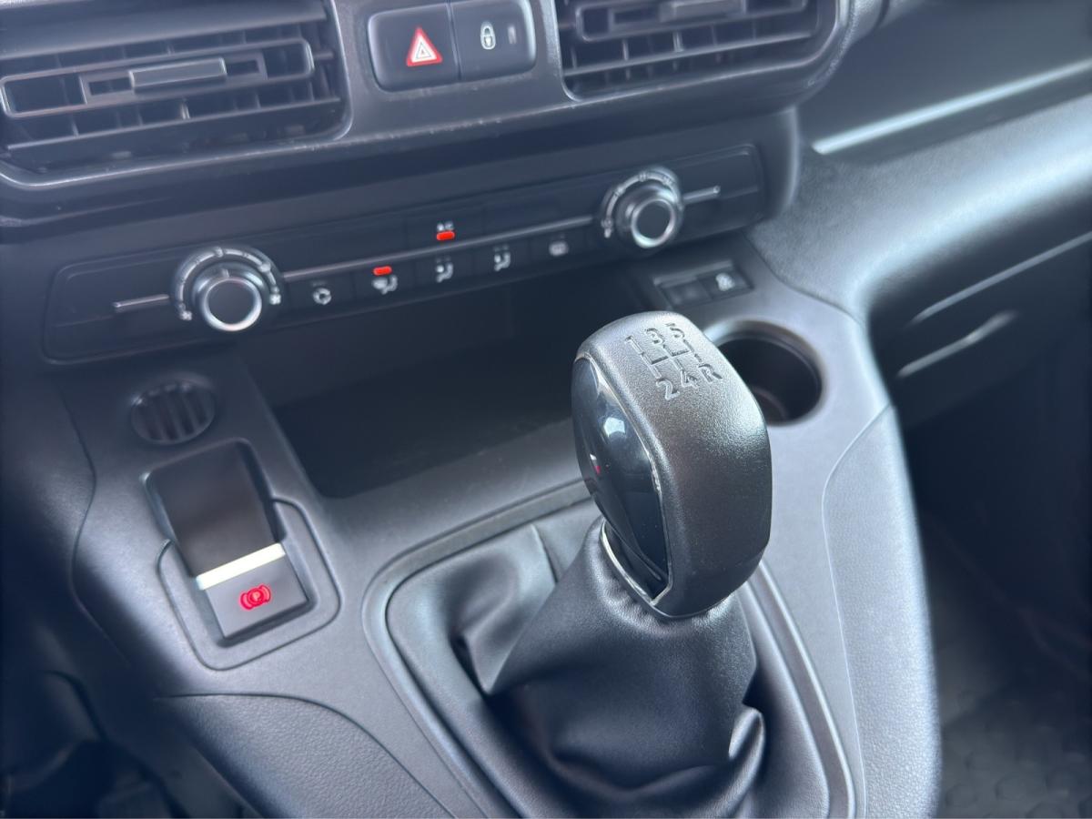 peugeot-partner-2019-diesel-1499cc