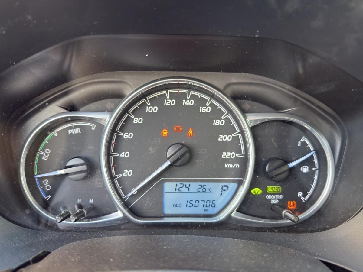 toyota-yaris-2020-hibrido-a-gasolina-1497cc