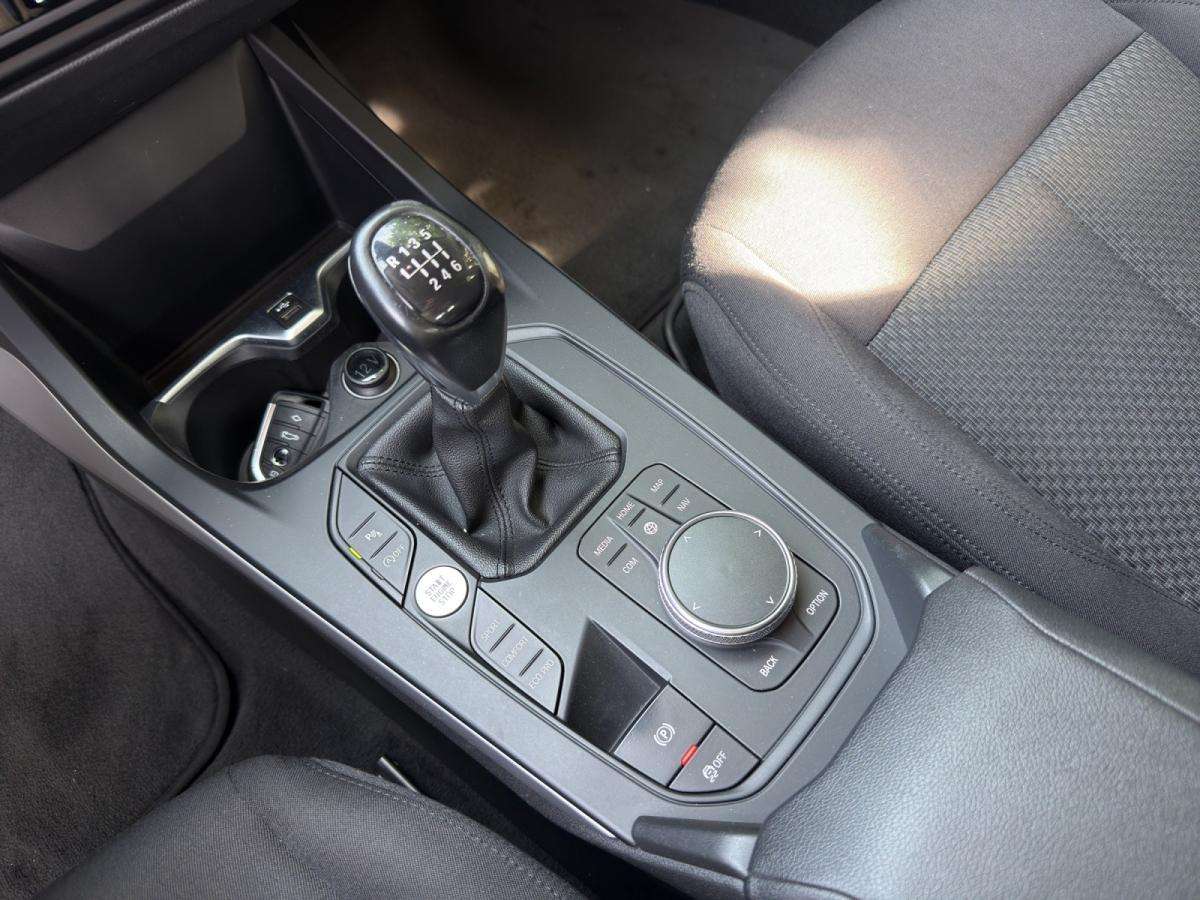 bmw-serie-1-2019-diesel-1496cc