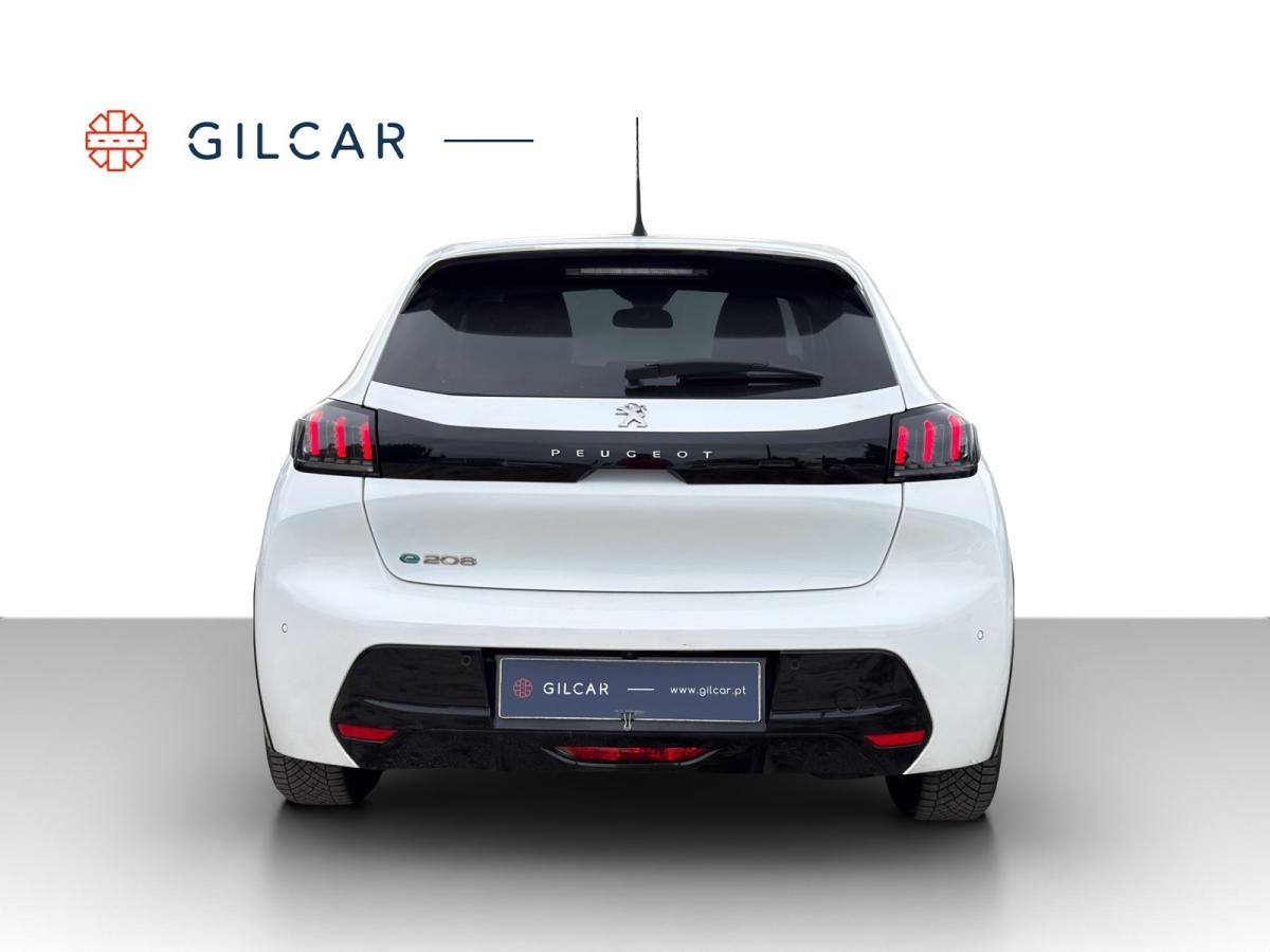 peugeot-208-2023-eletrico-500cc