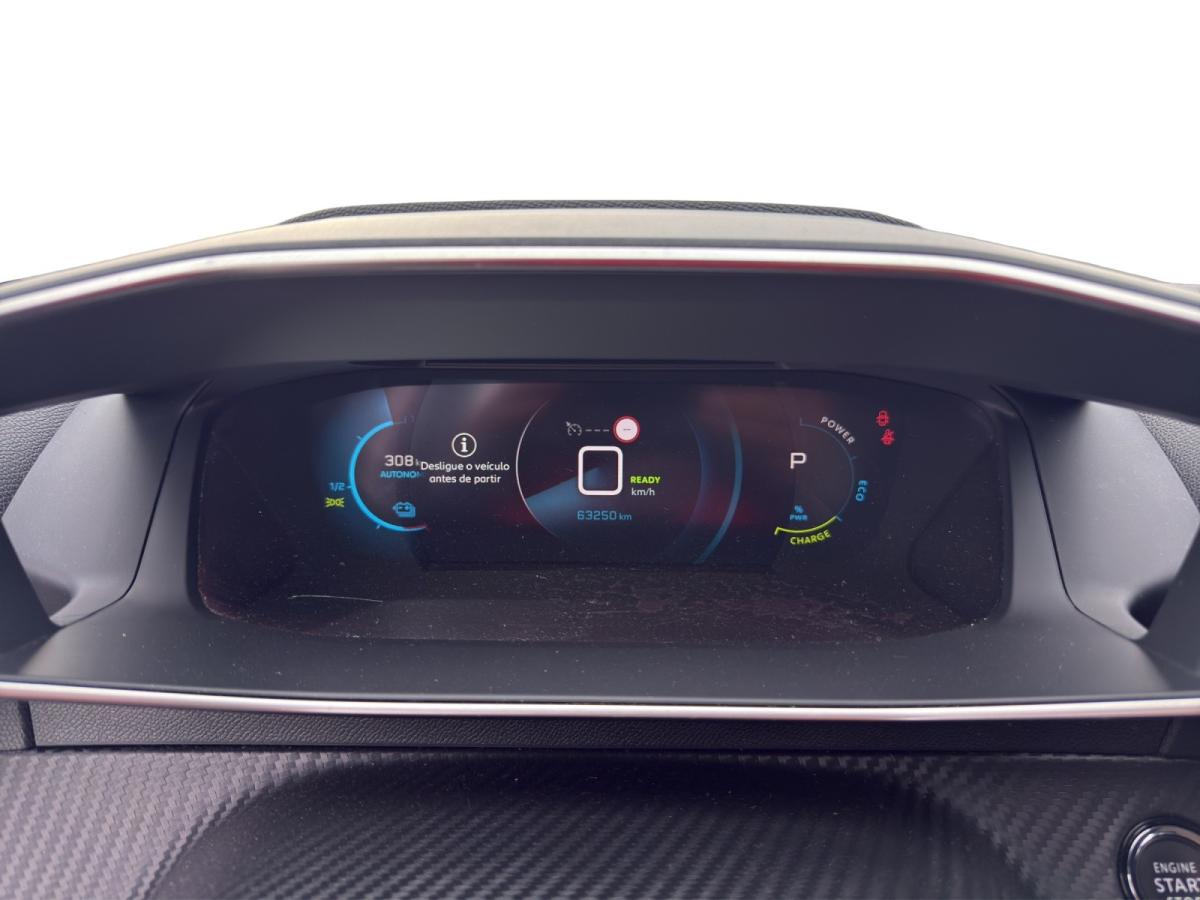 peugeot-208-2023-eletrico-500cc