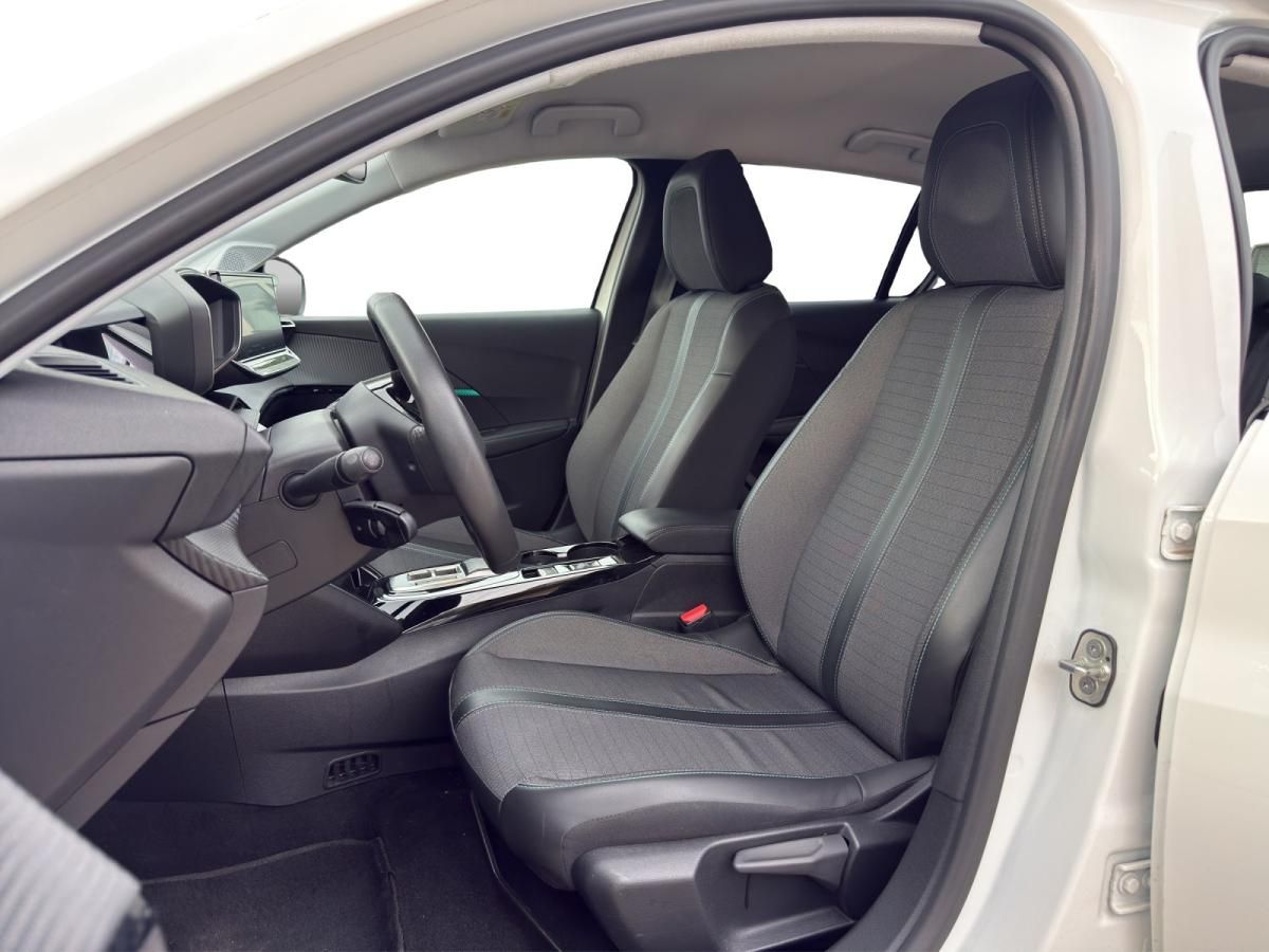 peugeot-208-2023-eletrico-500cc