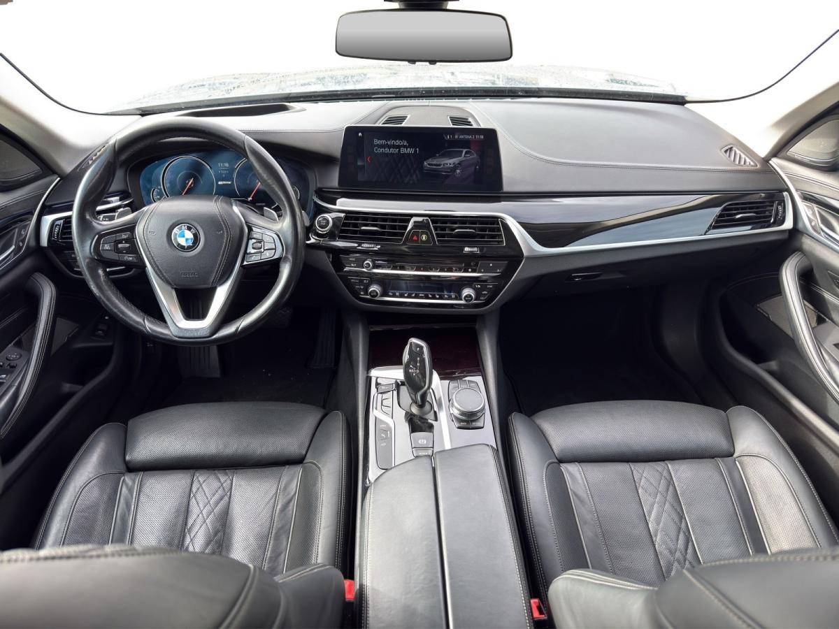 bmw-serie-5-2017-hibrido-a-gasolina-1998cc