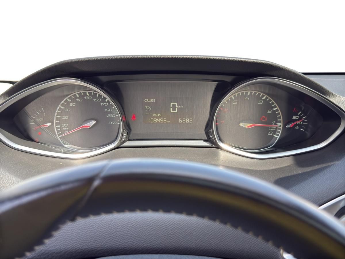 peugeot-308-2016-gasolina-1199cc