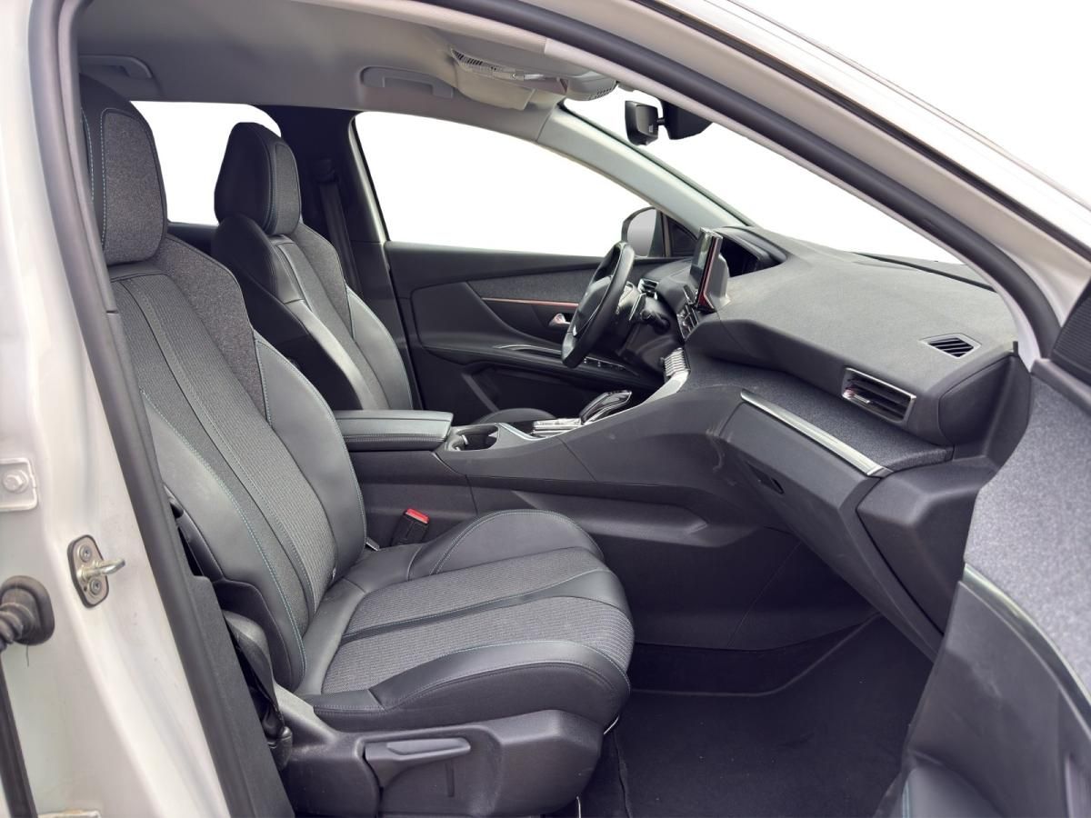 peugeot-3008-2022-hibrido-a-gasolina-1598cc