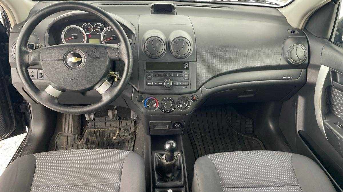 chevrolet-aveo-2010-gasolina-1206cc