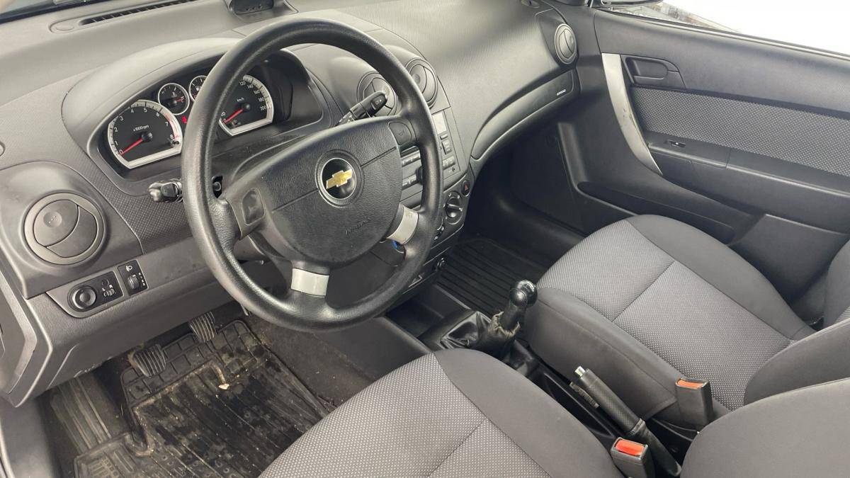 chevrolet-aveo-2010-gasolina-1206cc