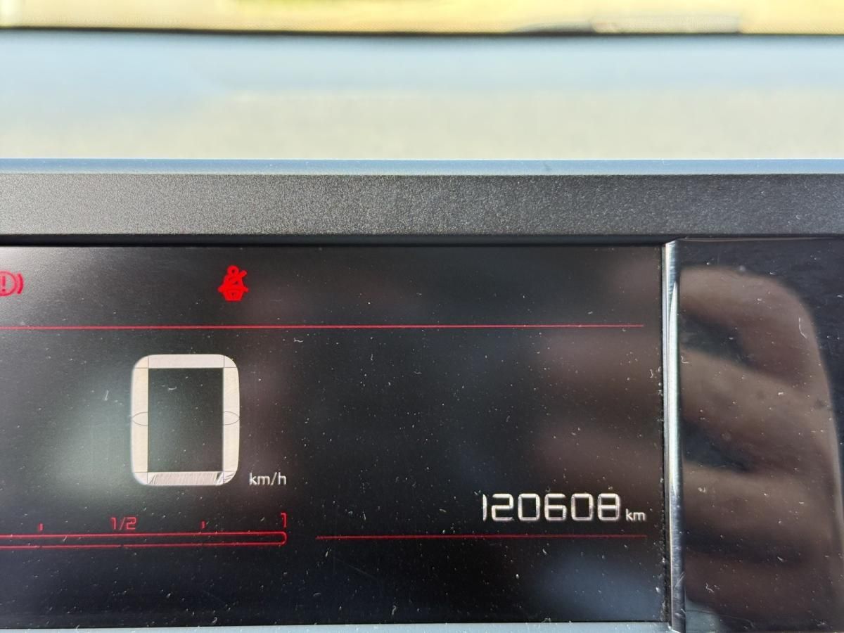 citroen-c4-cactus-2018-diesel-1560cc