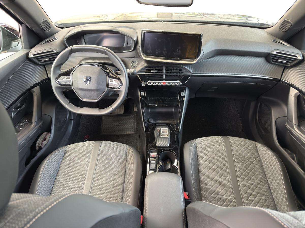 peugeot-2008-2025-eletrico-500cc