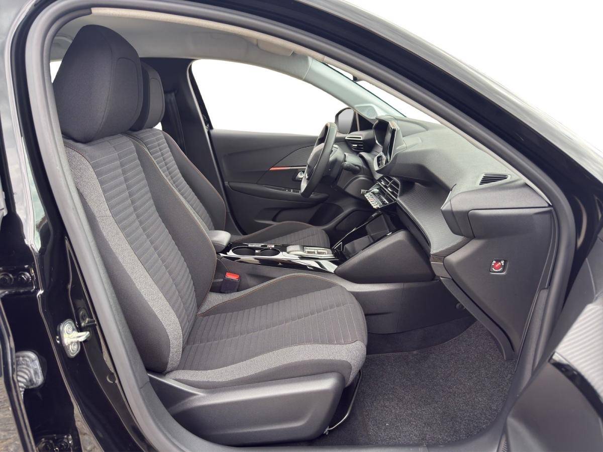 peugeot-208-2023-eletrico-500cc