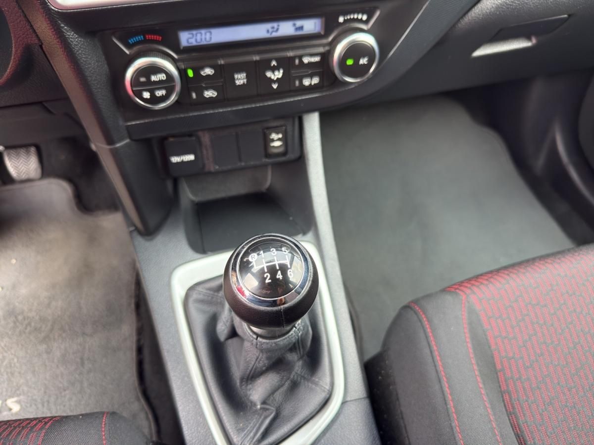 toyota-auris-2014-diesel-1364cc