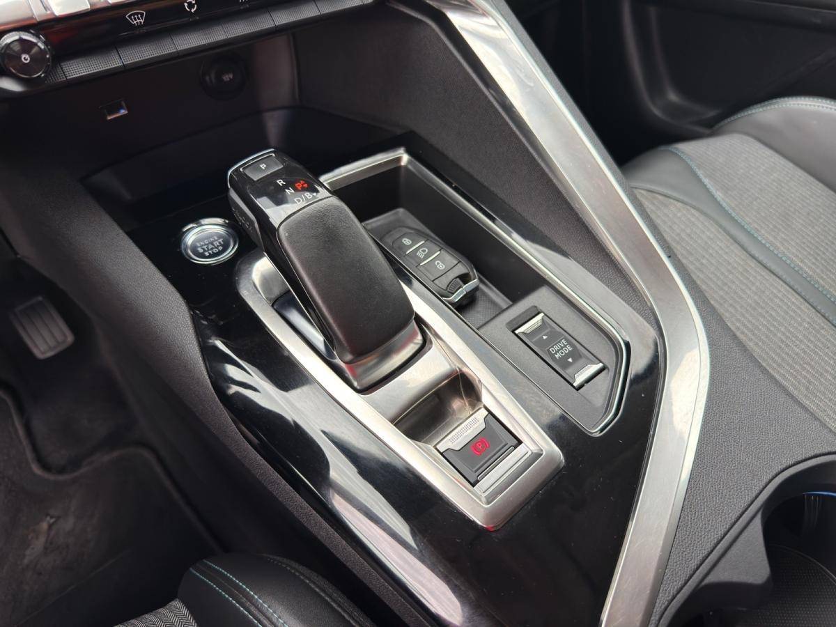 peugeot-3008-2021-hibrido-a-gasolina-1598cc