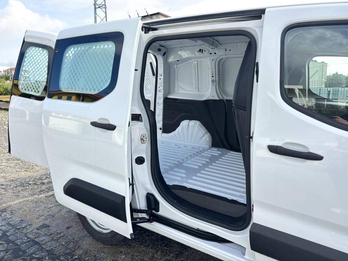 citroen-berlingo-2020-gasolina-1199cc