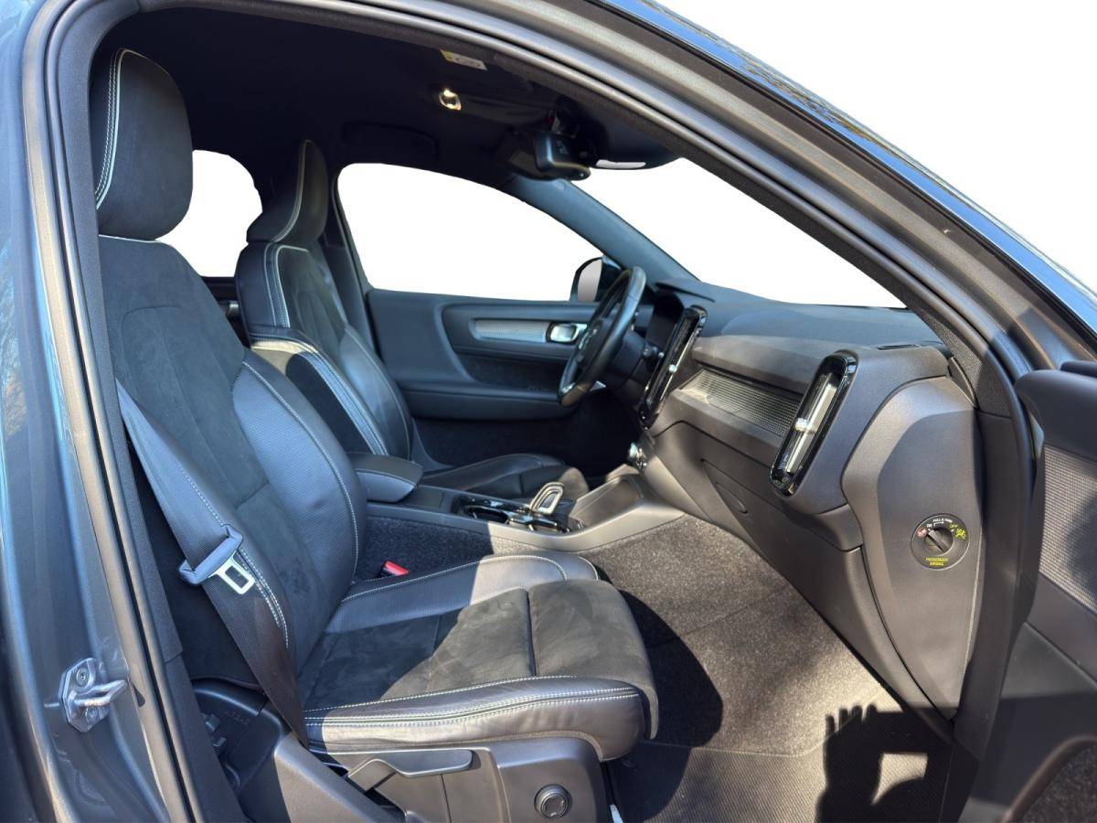 volvo-xc40-2019-gasolina-1969cc