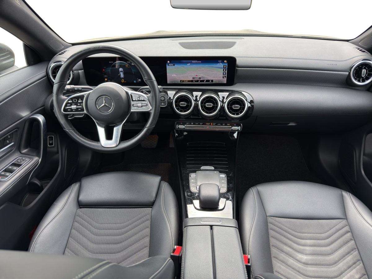 mercedes-benz-cla-2023-diesel-1950cc
