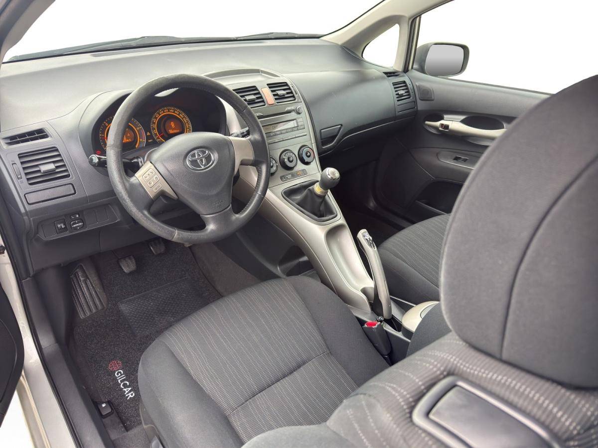 toyota-auris-2008-diesel-1364cc