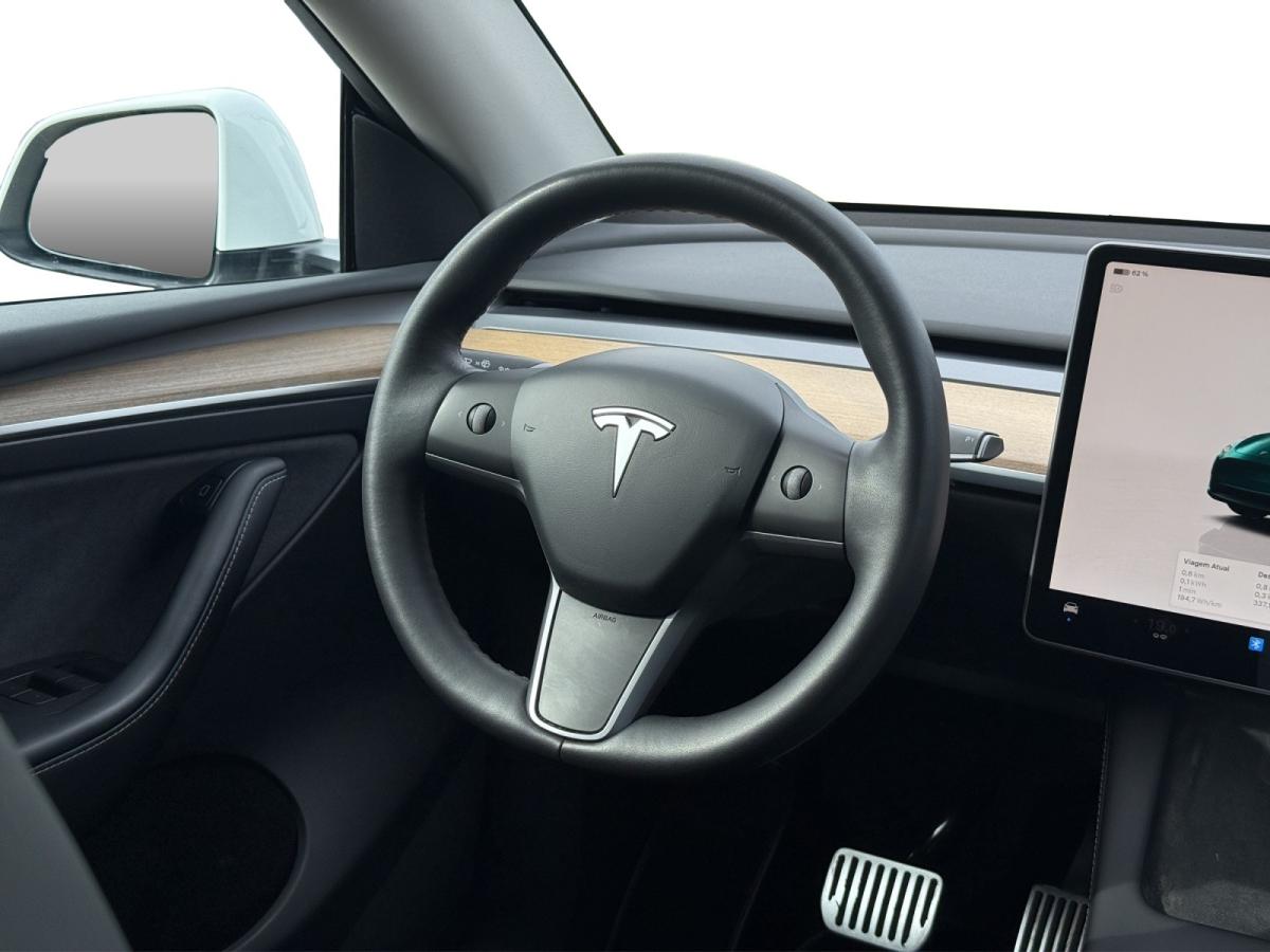 tesla-model-y-2022-eletrico-500cc