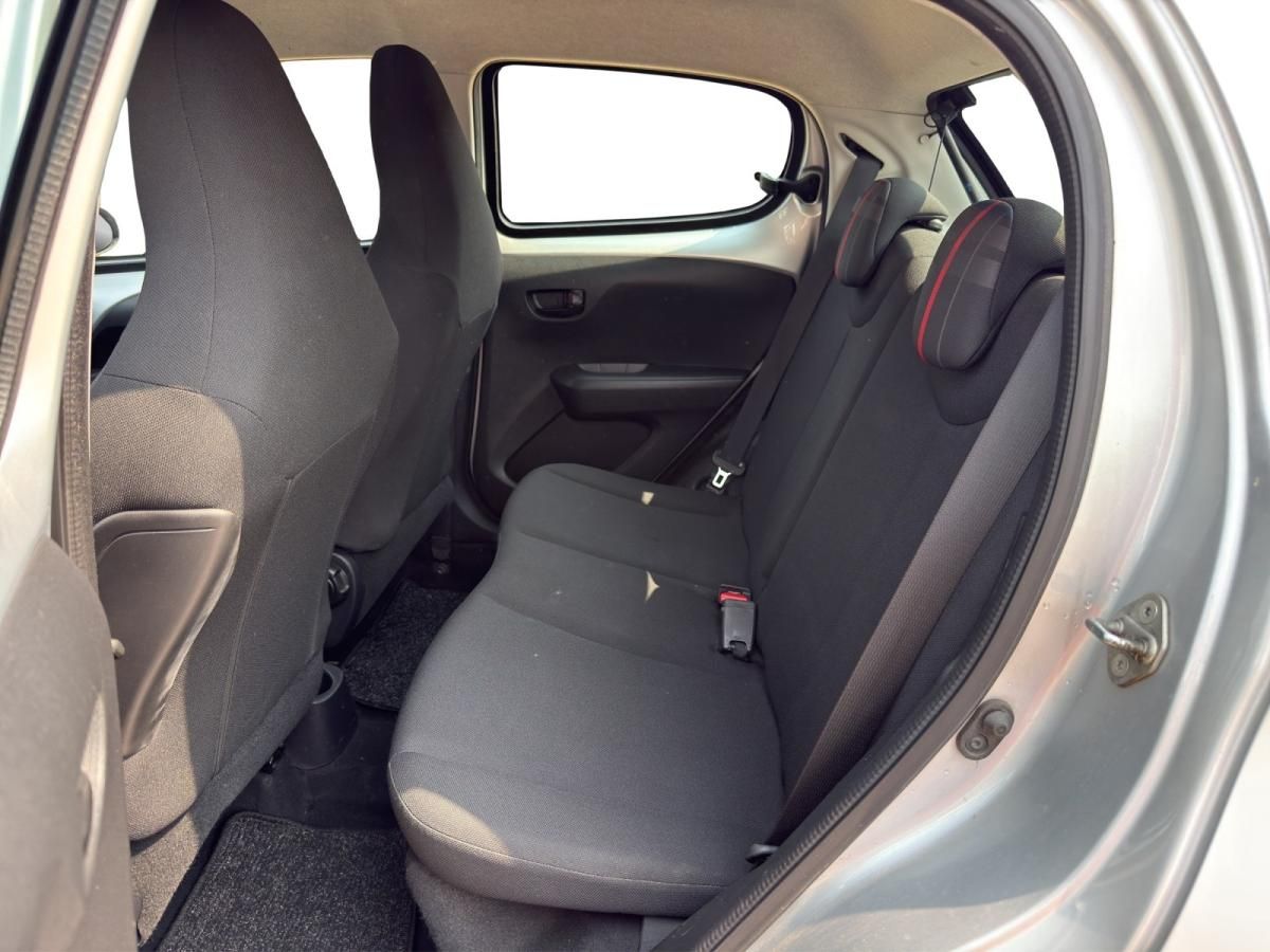 peugeot-108-2014-gasolina-998cc