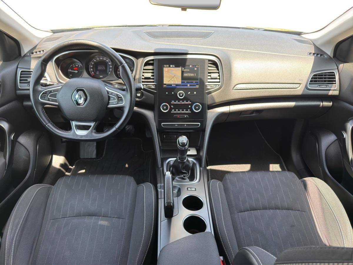 renault-megane-sport-tourer-2018-diesel-1461cc