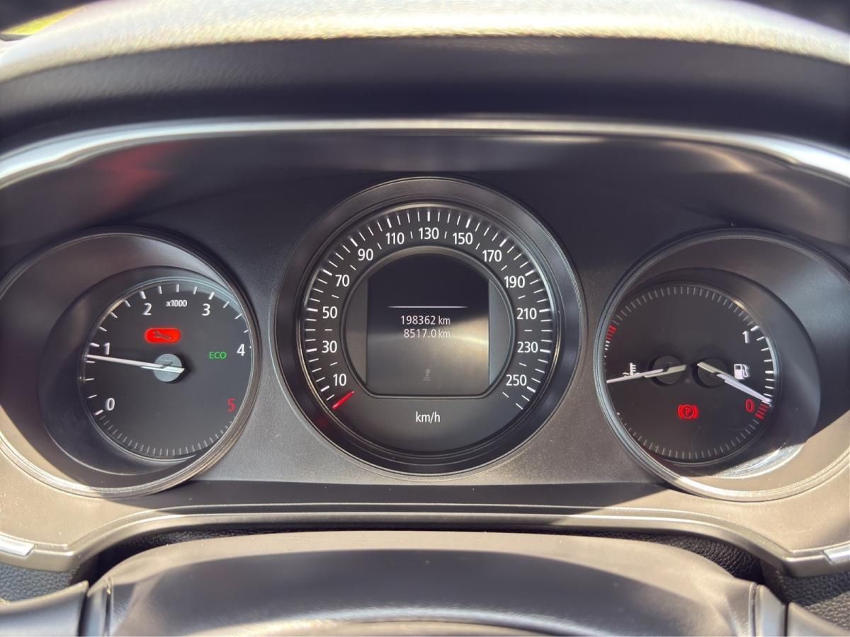 renault-megane-sport-tourer-2018-diesel-1461cc