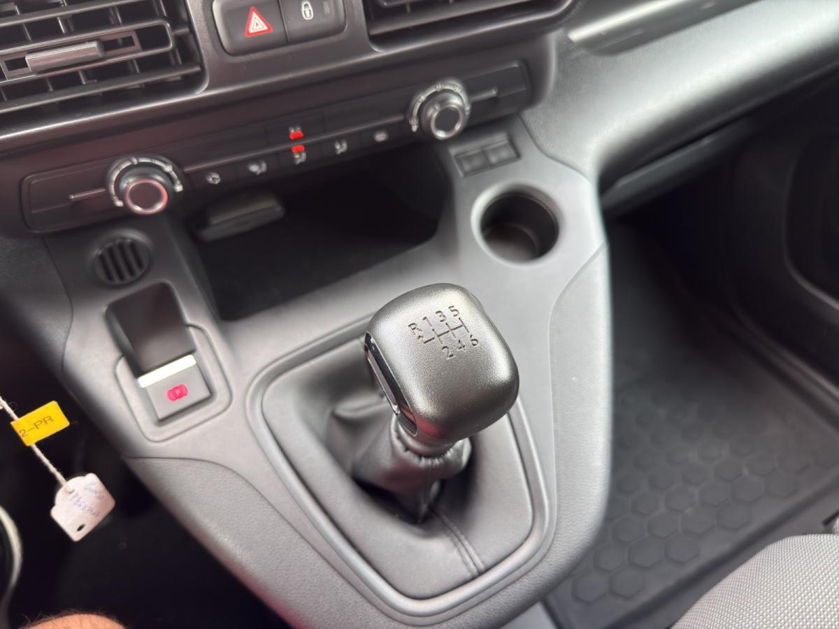 opel-combo-2023-diesel-1499cc