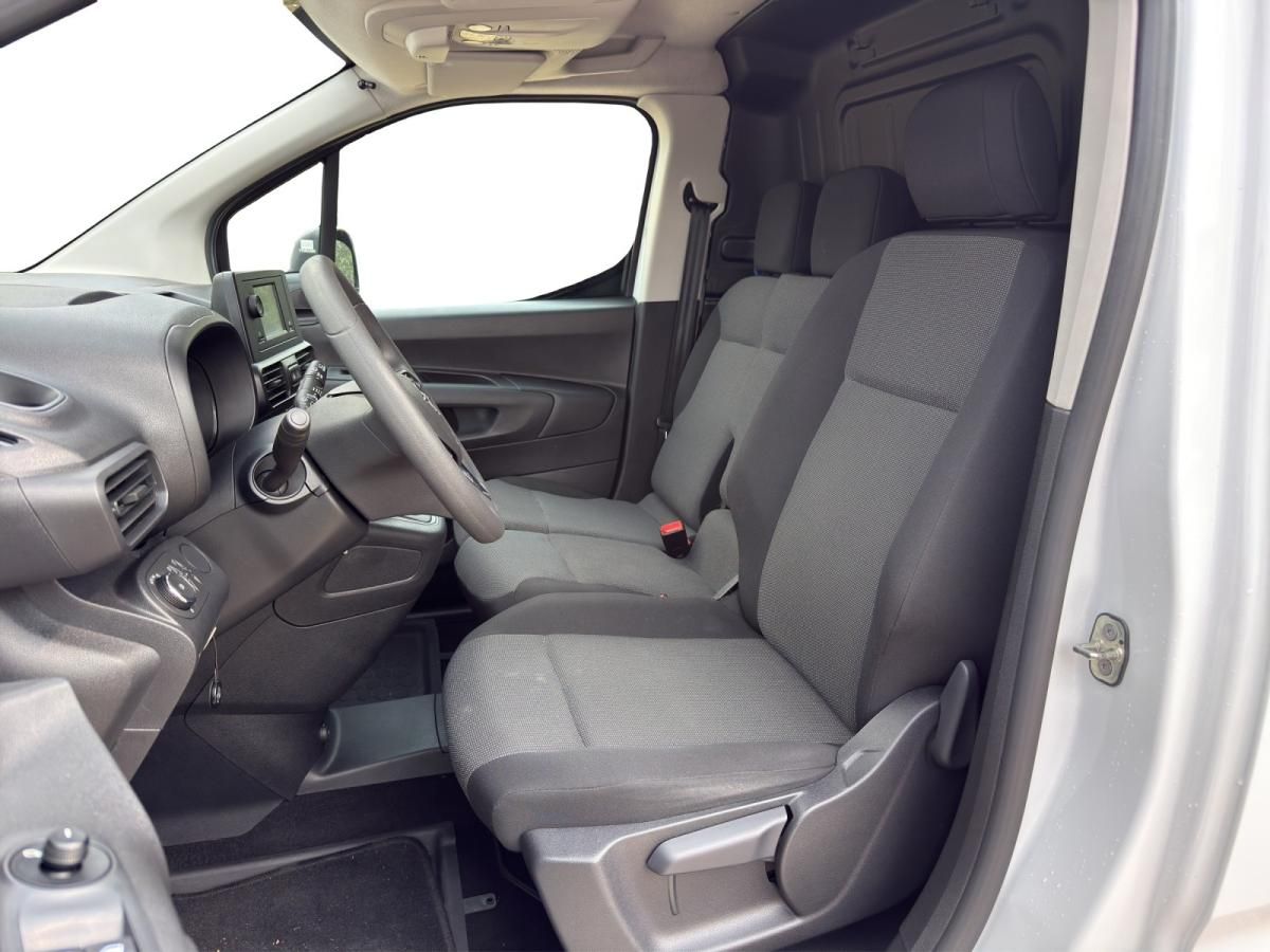 opel-combo-2023-diesel-1499cc