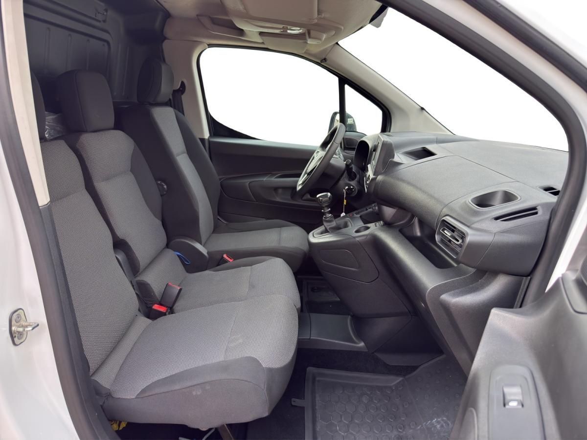 opel-combo-2023-diesel-1499cc