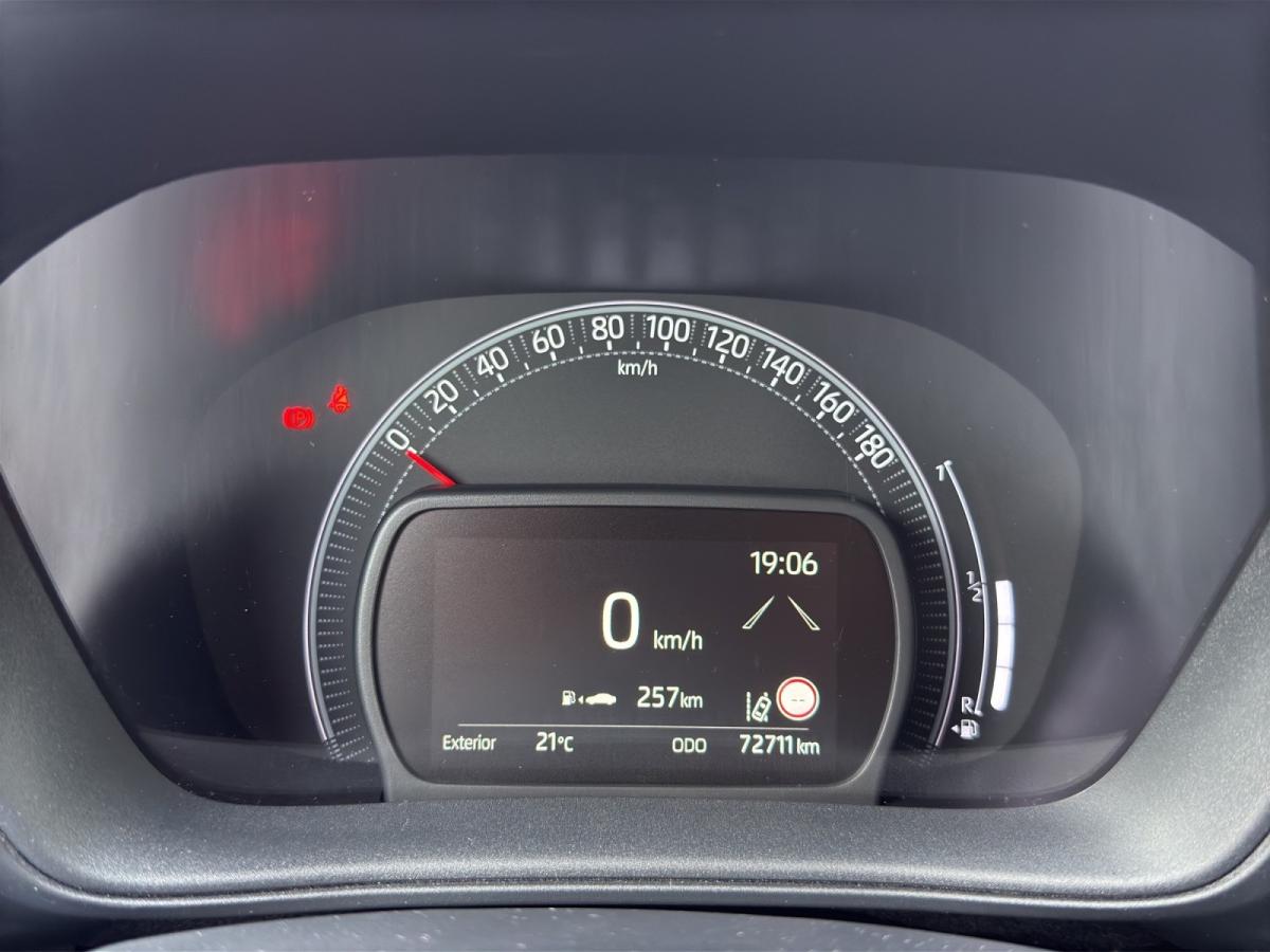 toyota-aygo-x-2022-gasolina-998cc