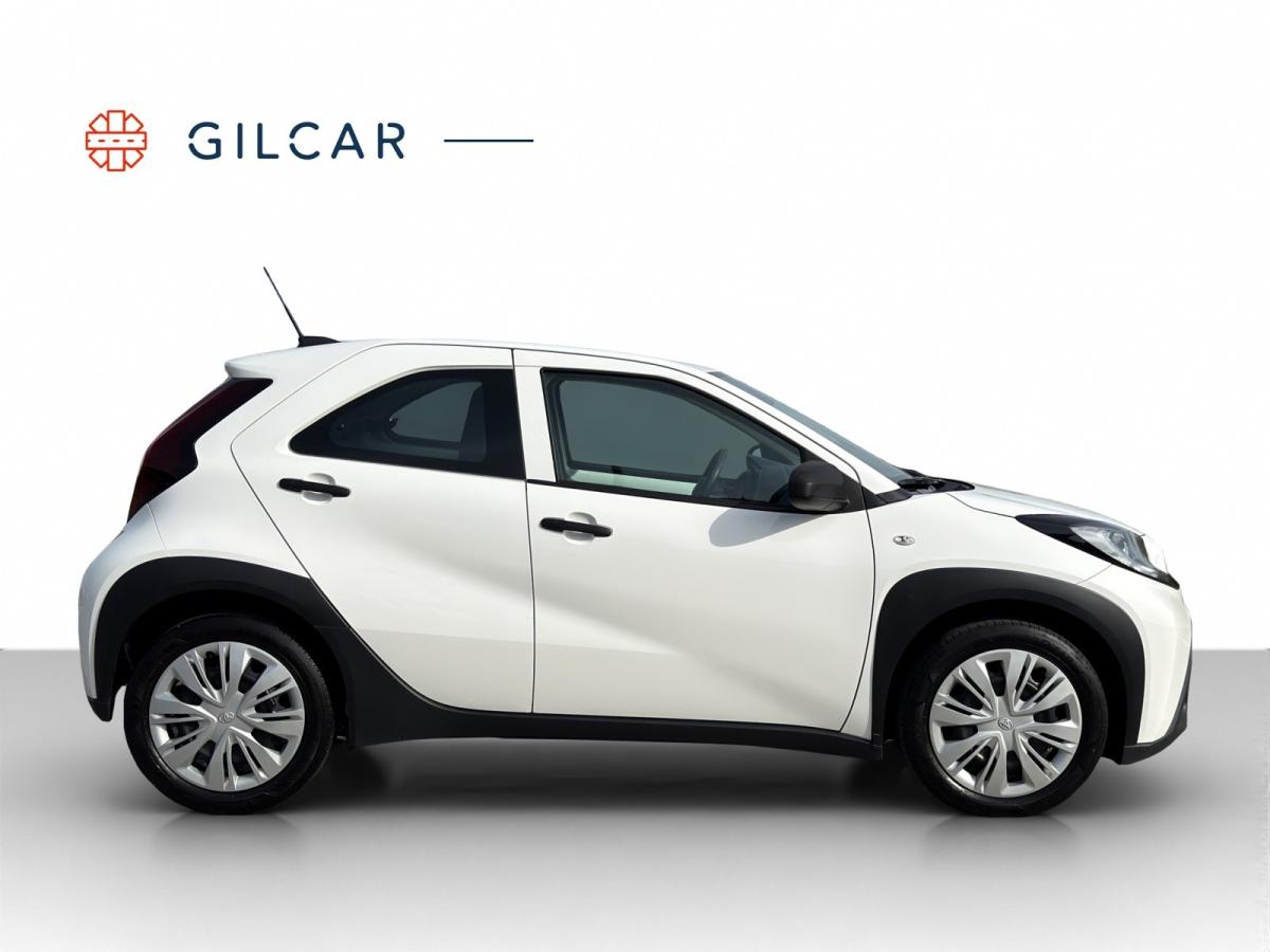 toyota-aygo-x-2022-gasolina-998cc