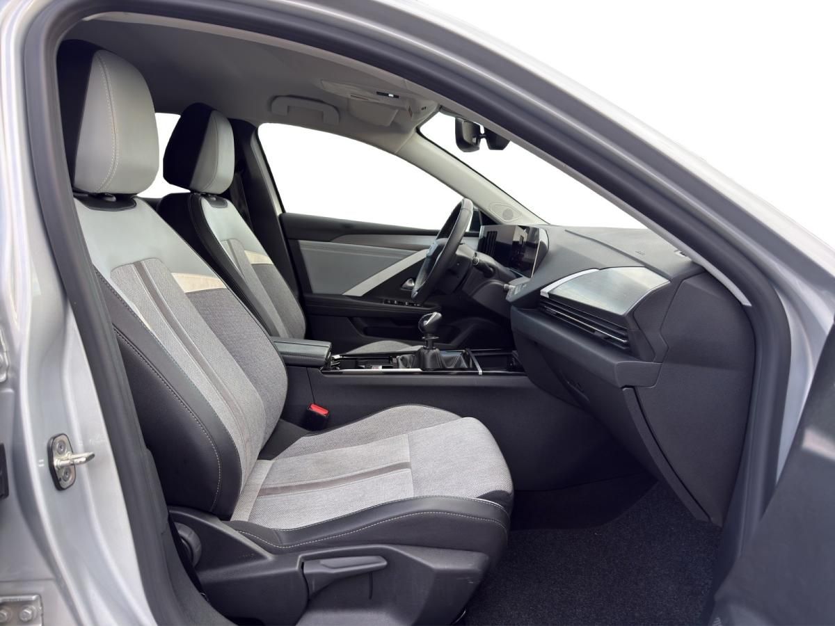 opel-astra-2023-gasolina-1199cc