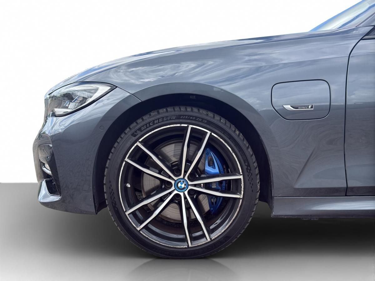 bmw-serie-3-2021-hibrido-a-gasolina-1998cc