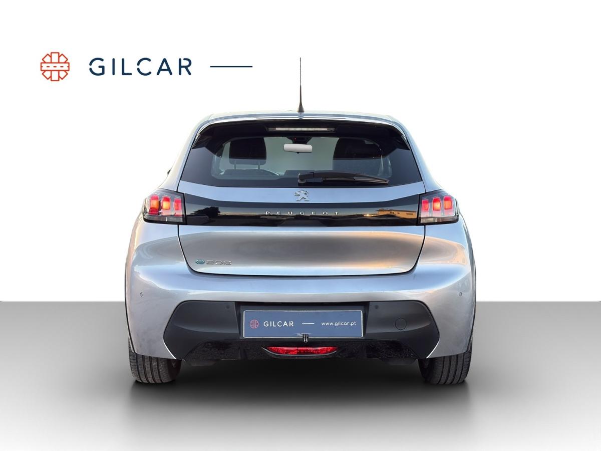 peugeot-208-2023-eletrico-500cc