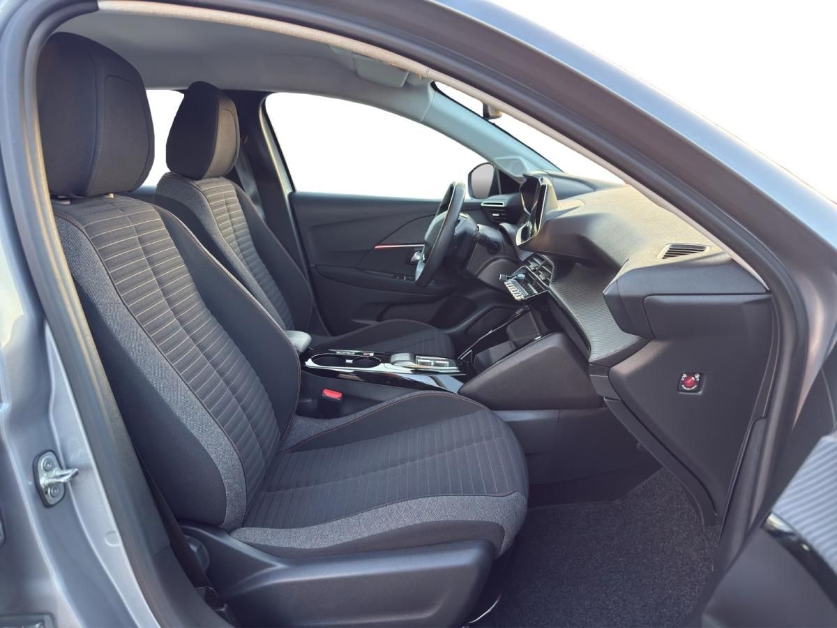 peugeot-208-2023-eletrico-500cc