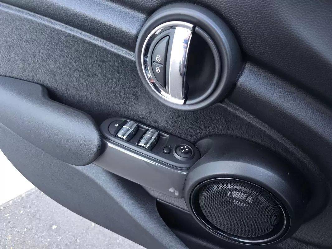mini-hatch-2021-gasolina-1499cc