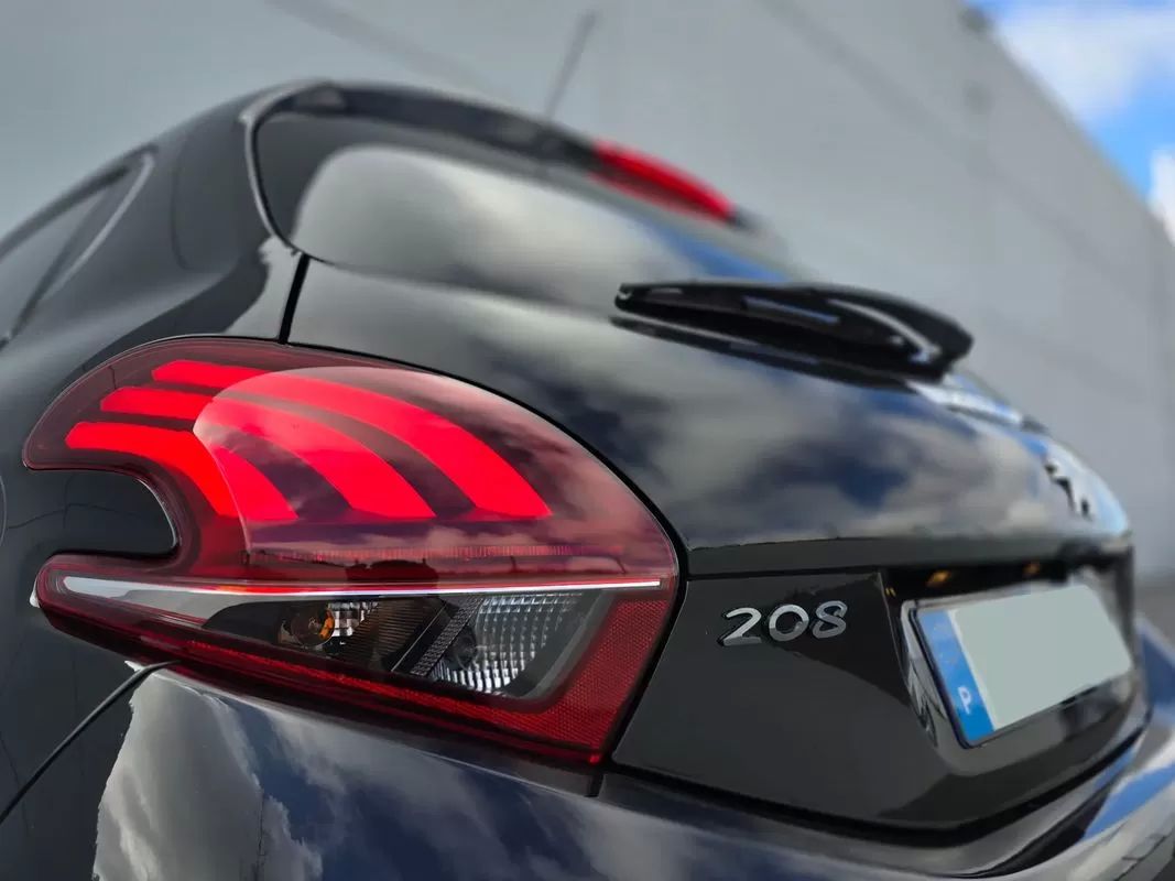 peugeot-208-2019-gasolina-1199cc