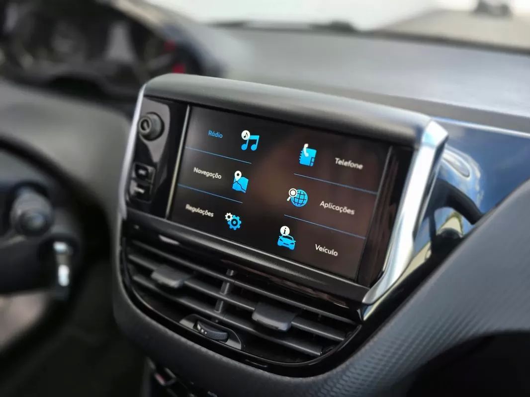 peugeot-208-2019-gasolina-1199cc