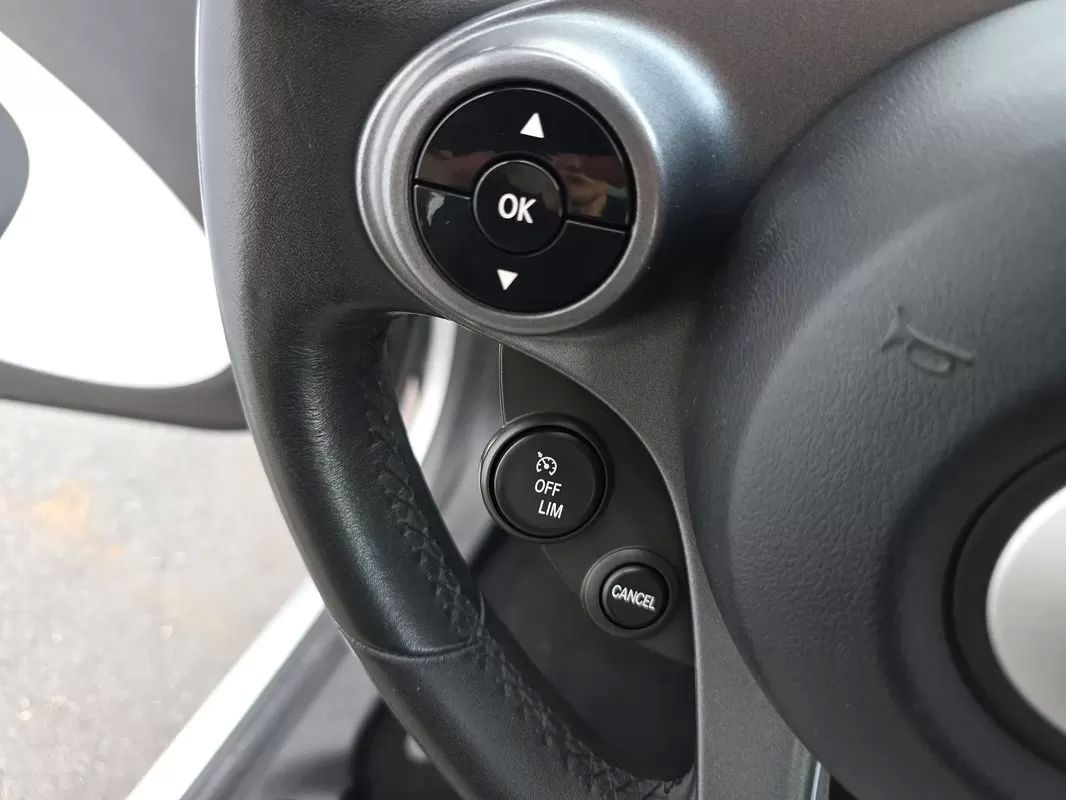smart-forfour-2015-gasolina-999cc
