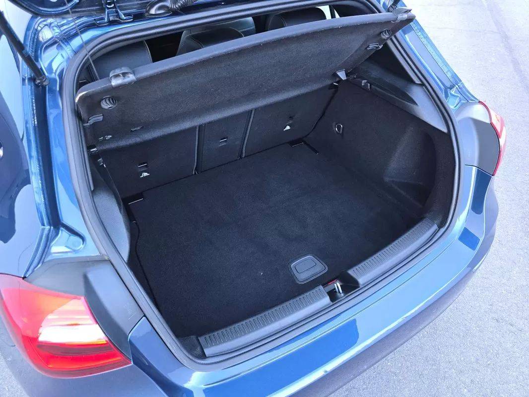 mercedes-benz-classe-a-2021-gasolina-1332cc
