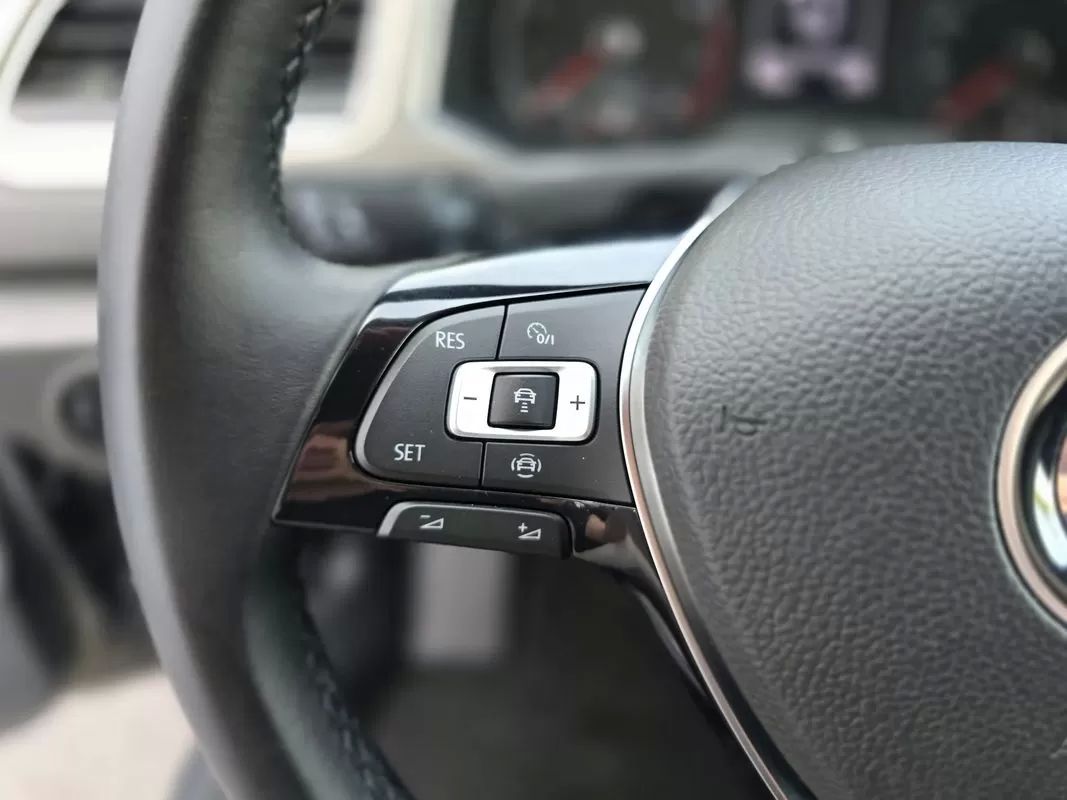 volkswagen-t-roc-2021-gasolina-999cc