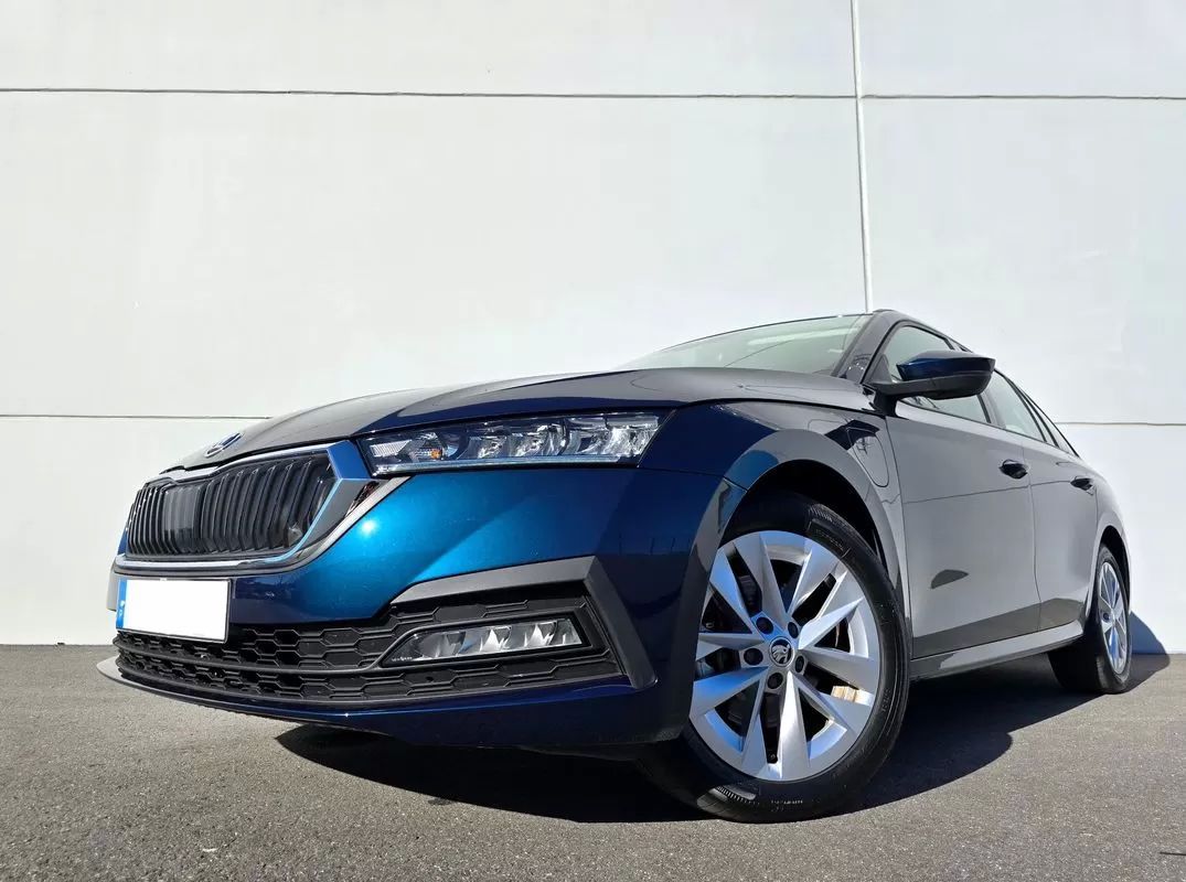 skoda-octavia-break-2023-hibrido-1395cc