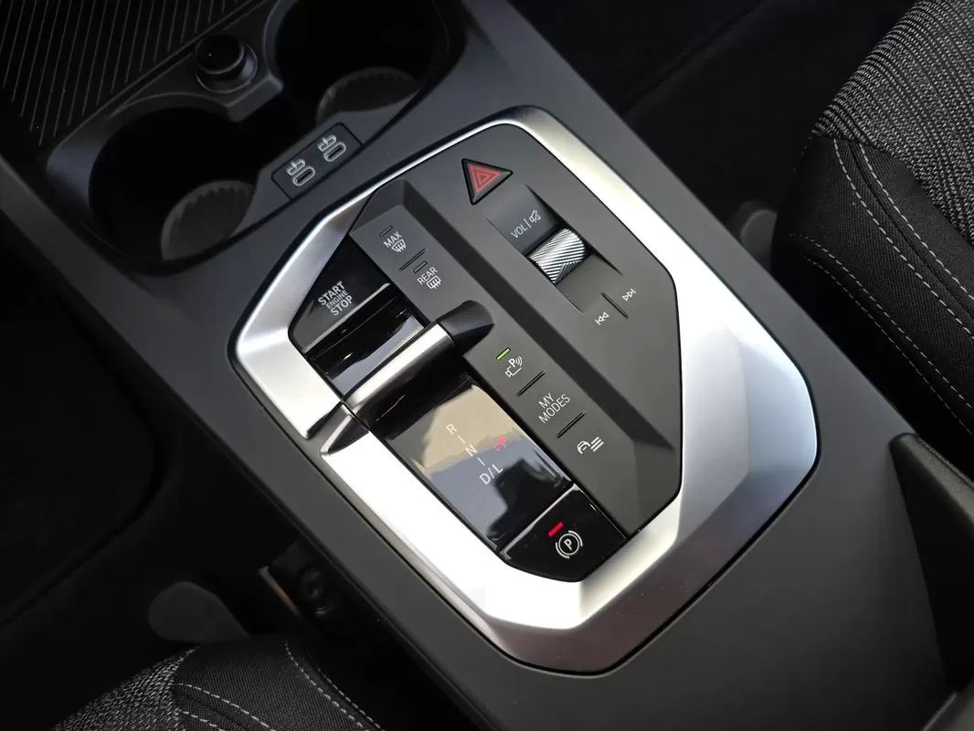 bmw-serie-1-2025-gasolina-1499cc