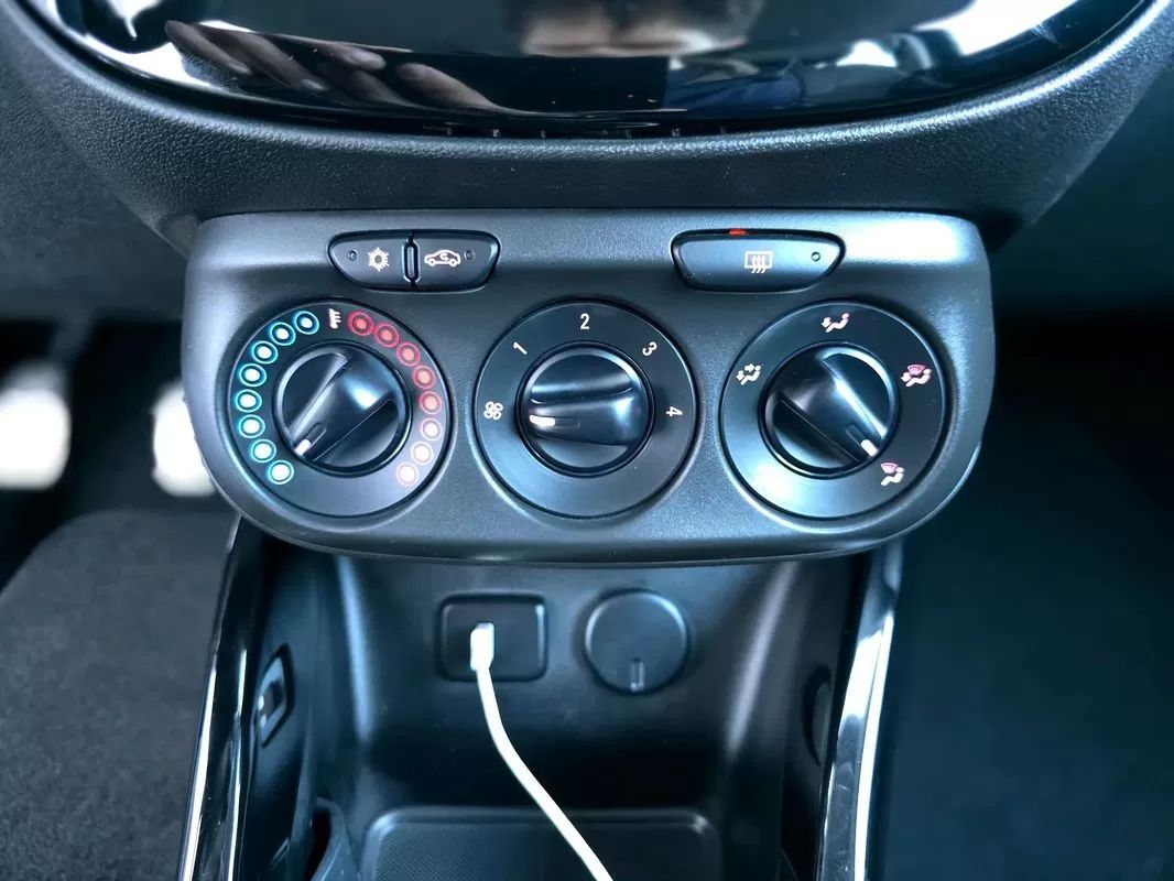 opel-adam-2019-gasolina-1398cc