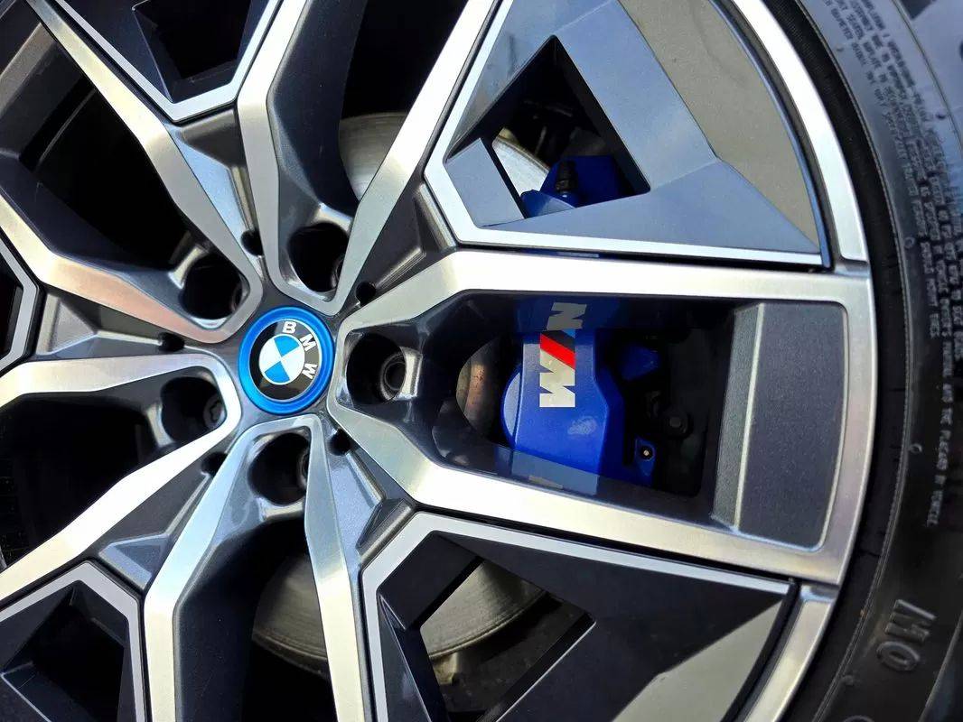 bmw-serie-5-2024-hibrido-1998cc