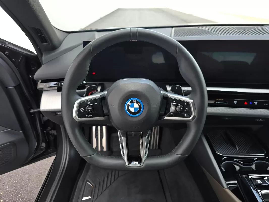 bmw-serie-5-2024-hibrido-1998cc